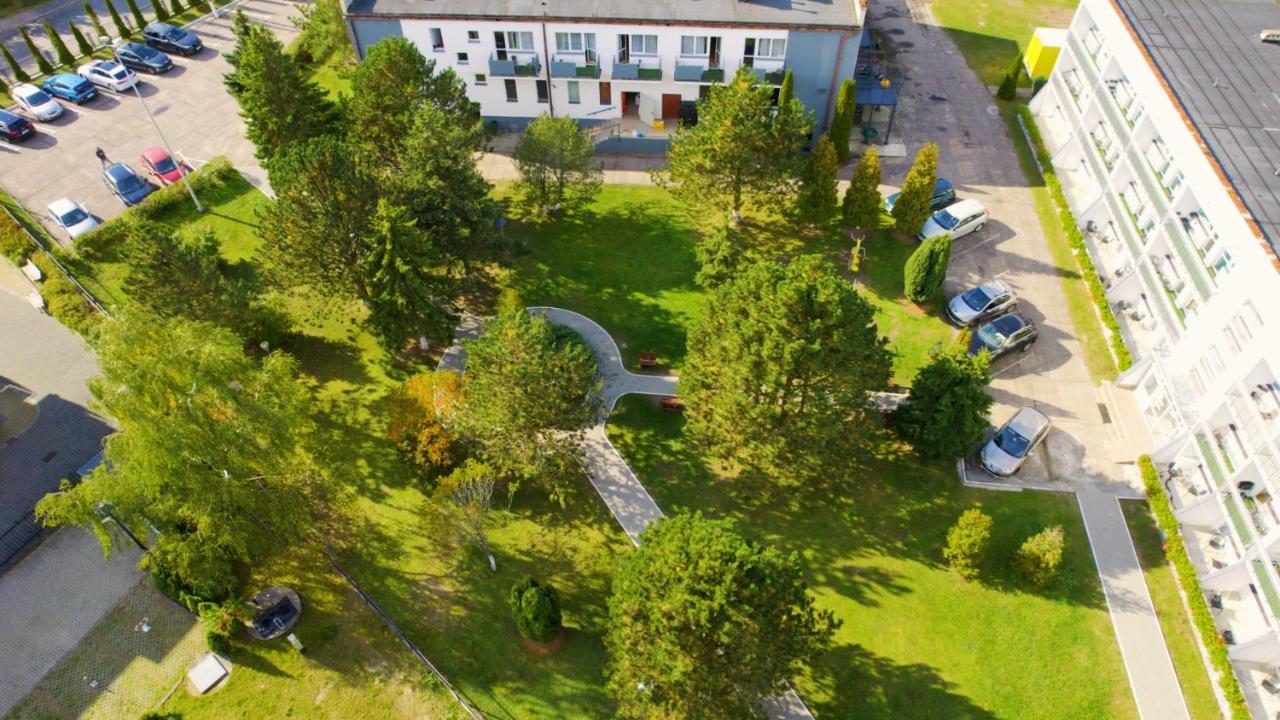 Wiking-Osrodek Wypoczynkowo-Szkoleniowy Hotel Jantar Exterior photo